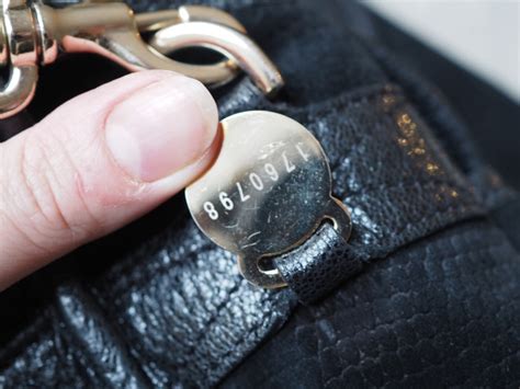 how to tell a fake mulberry bag